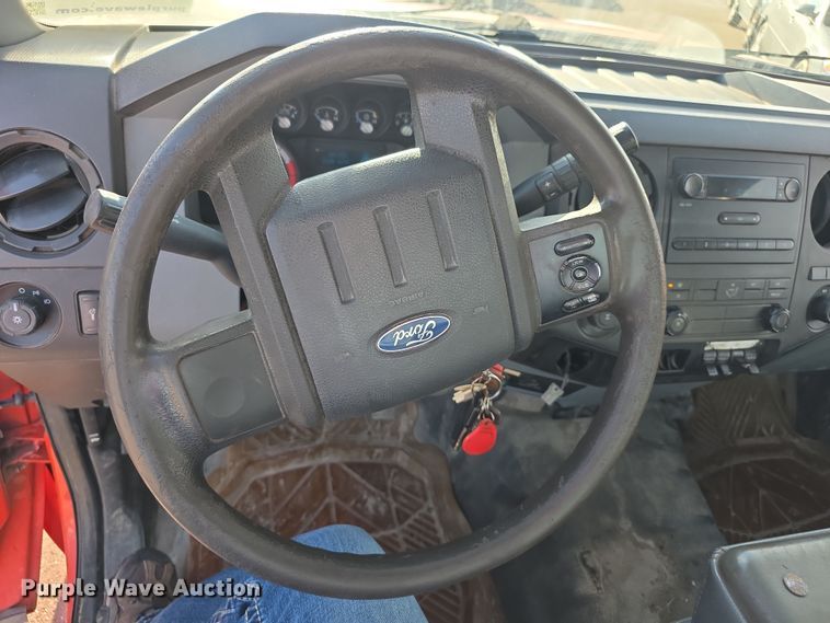 image for item FI0841 2011 Ford F250 Super Duty pickup truck