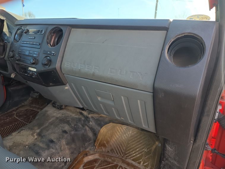 image for item FI0841 2011 Ford F250 Super Duty pickup truck