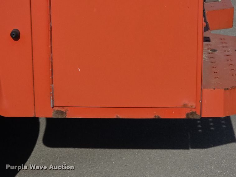 image for item FI0842 2010 Ford F250 Super Duty utility bed pickup truck