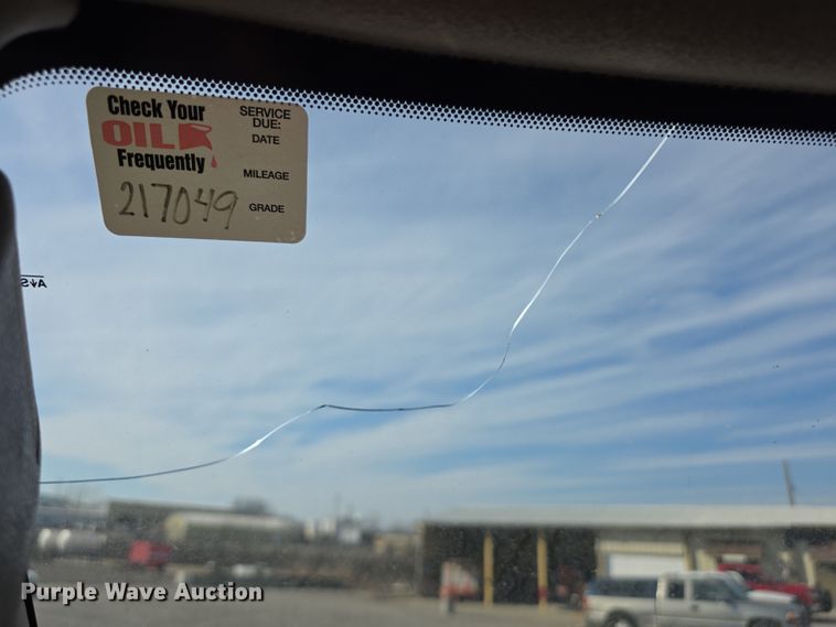 image for item FI0842 2010 Ford F250 Super Duty utility bed pickup truck