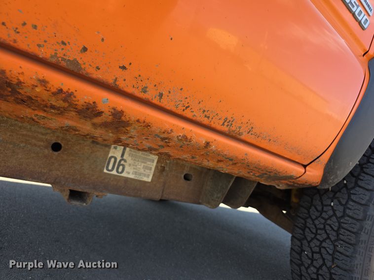 image for item FI0844 2006 Chevrolet Silverado 3500HD pickup truck