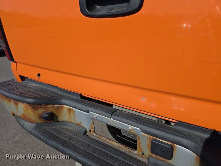 image for item FI0844 2006 Chevrolet Silverado 3500HD pickup truck