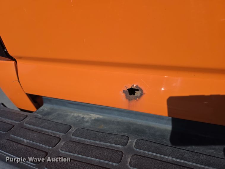 image for item FI0844 2006 Chevrolet Silverado 3500HD pickup truck