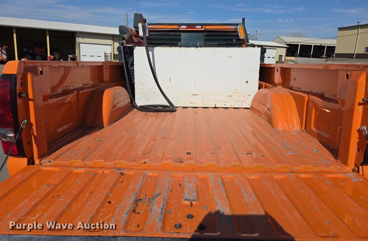 image for item FI0844 2006 Chevrolet Silverado 3500HD pickup truck