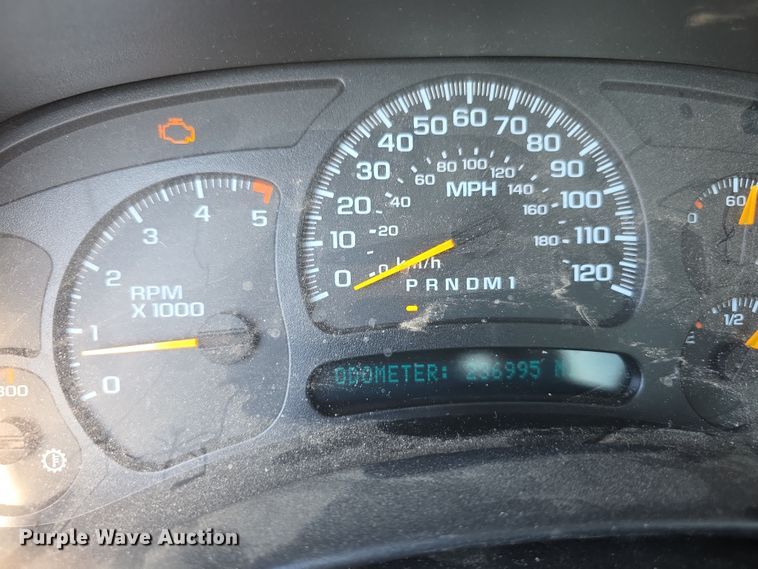 image for item FI0844 2006 Chevrolet Silverado 3500HD pickup truck