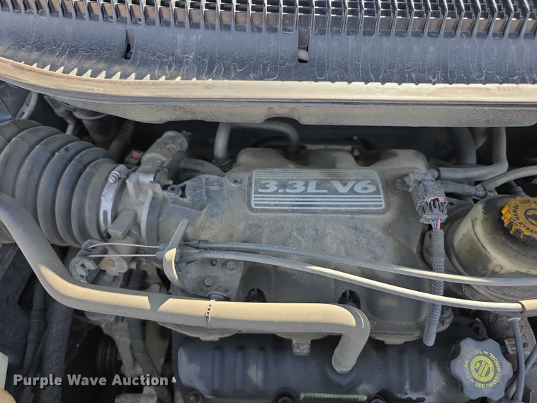 image for item FI0846 2003 Dodge Caravan SE van