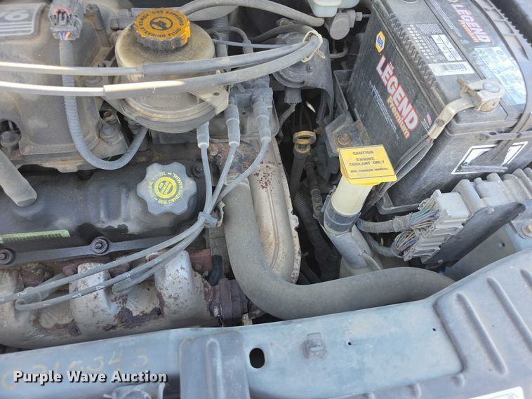 image for item FI0846 2003 Dodge Caravan SE van