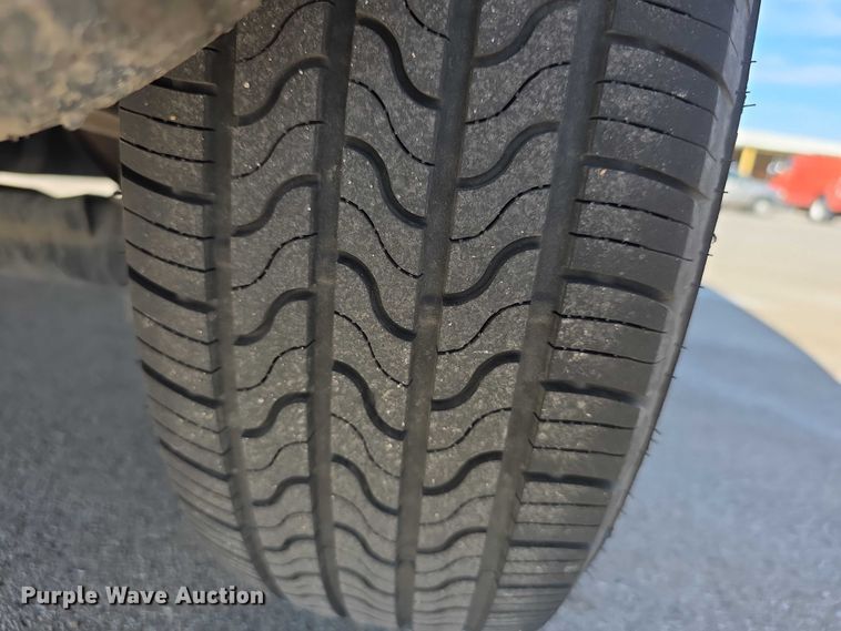 image for item FI0846 2003 Dodge Caravan SE van