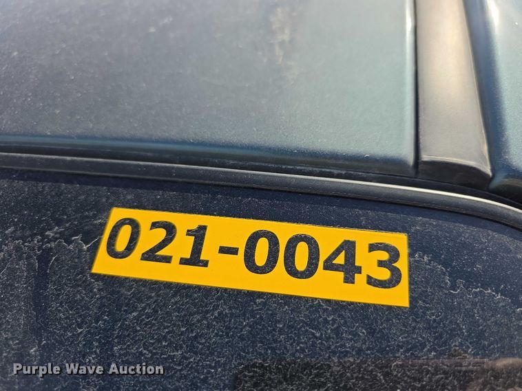 image for item FI0846 2003 Dodge Caravan SE van