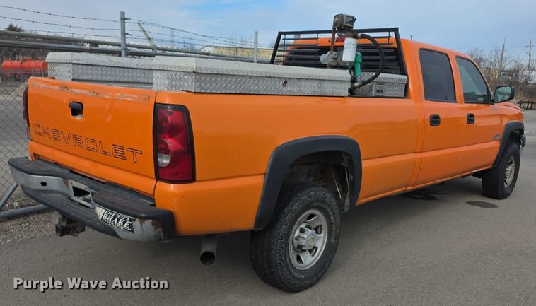 image for item FI0849 2007 Chevrolet Silverado 3500 Crew Cab pickup truck