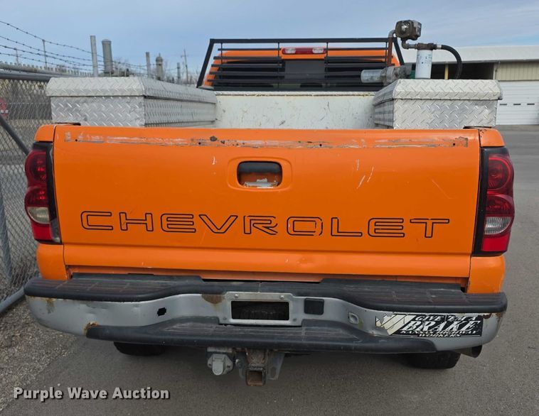 image for item FI0849 2007 Chevrolet Silverado 3500 Crew Cab pickup truck