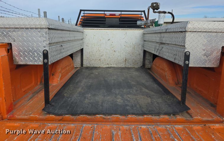 image for item FI0849 2007 Chevrolet Silverado 3500 Crew Cab pickup truck