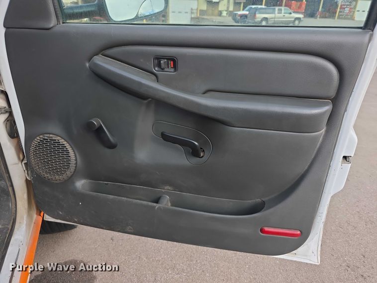 image for item FI0849 2007 Chevrolet Silverado 3500 Crew Cab pickup truck