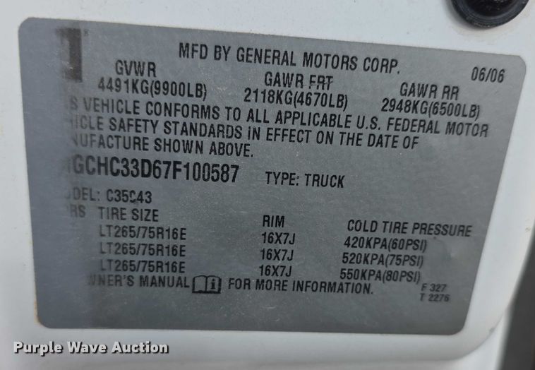 image for item FI0849 2007 Chevrolet Silverado 3500 Crew Cab pickup truck