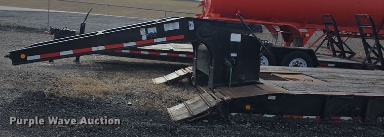 image for item FI0872 2004 Load King 553SS lowboy equipment trailer