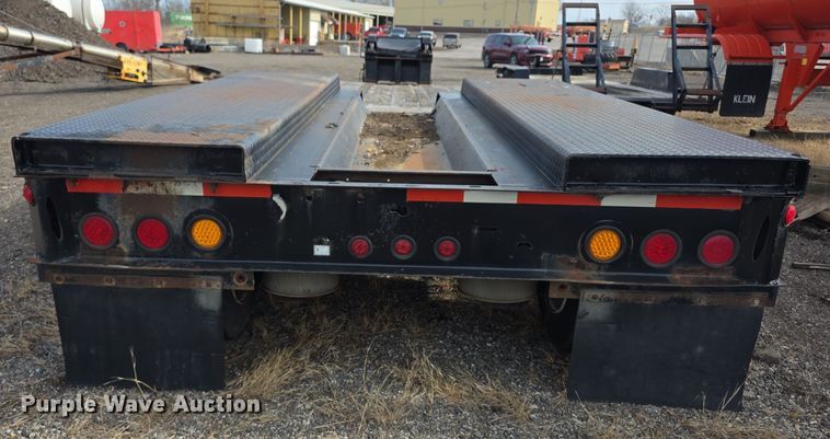 image for item FI0872 2004 Load King 553SS lowboy equipment trailer