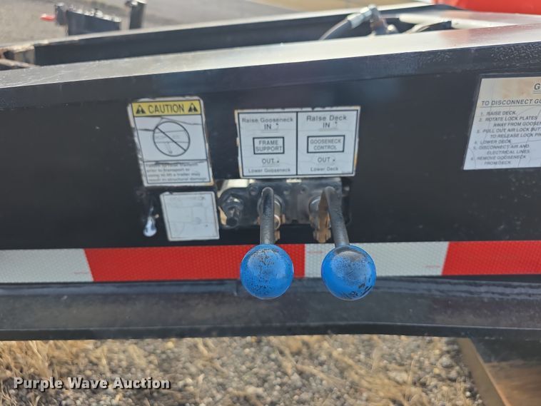 image for item FI0872 2004 Load King 553SS lowboy equipment trailer