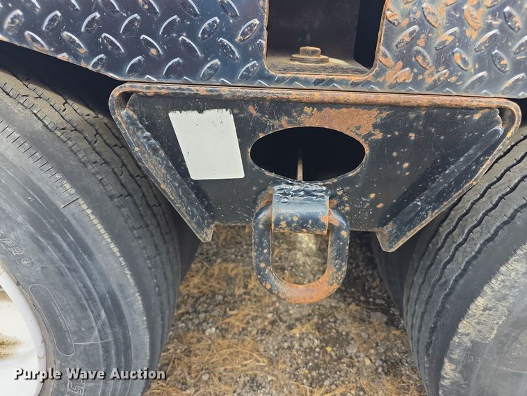 image for item FI0872 2004 Load King 553SS lowboy equipment trailer