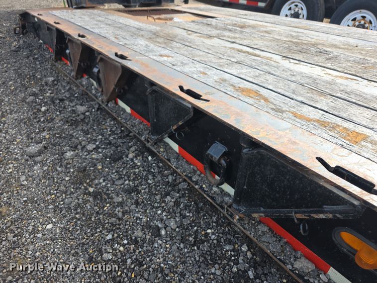 image for item FI0872 2004 Load King 553SS lowboy equipment trailer