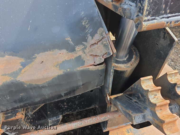 image for item FI0872 2004 Load King 553SS lowboy equipment trailer