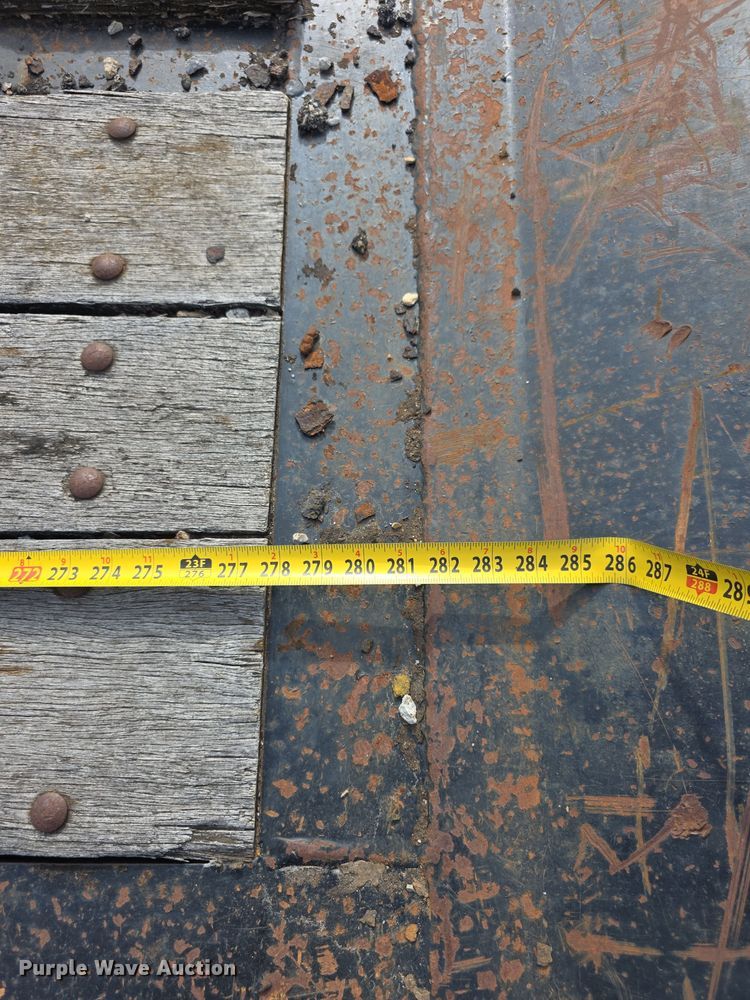 image for item FI0872 2004 Load King 553SS lowboy equipment trailer