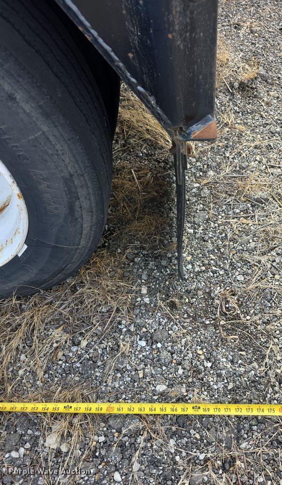 image for item FI0872 2004 Load King 553SS lowboy equipment trailer