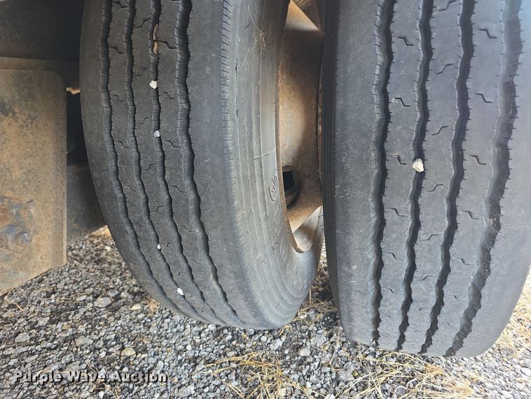 image for item FI0872 2004 Load King 553SS lowboy equipment trailer