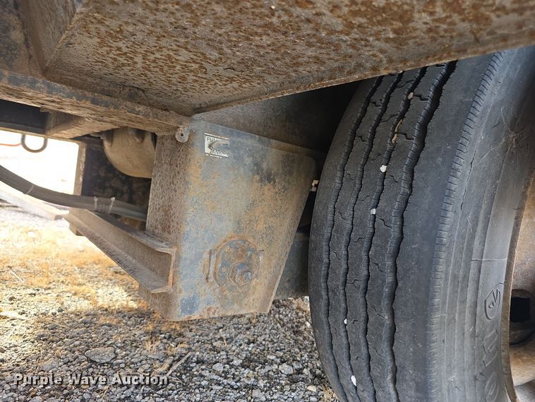 image for item FI0872 2004 Load King 553SS lowboy equipment trailer