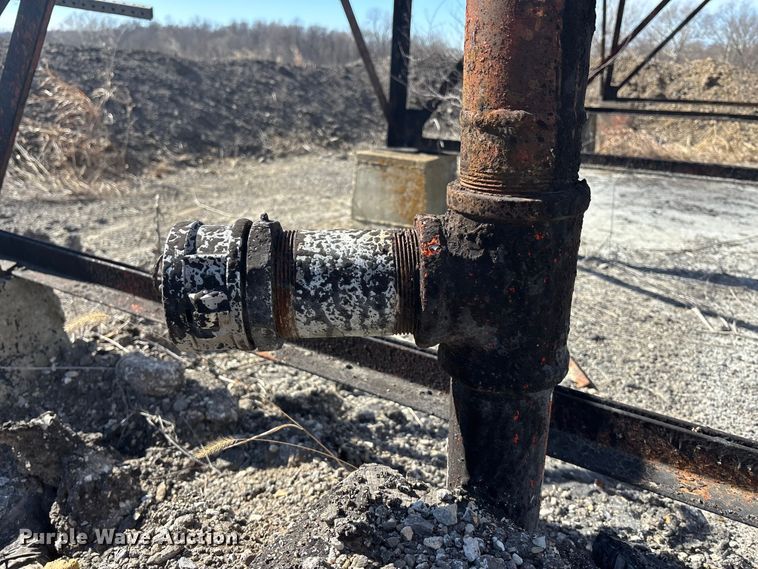 image for item FO3573 Asphalt storage tank