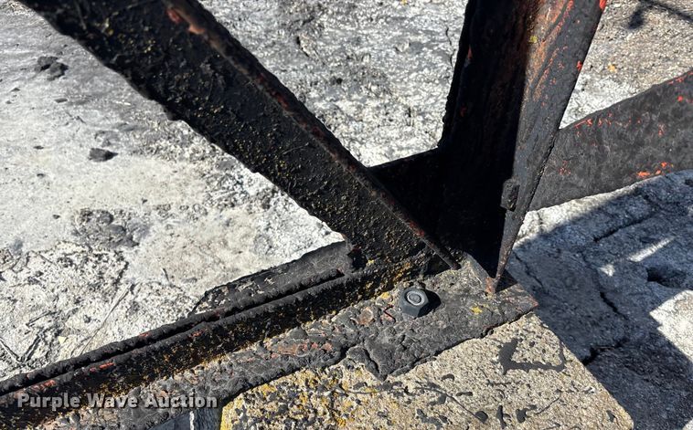 image for item FO3573 Asphalt storage tank