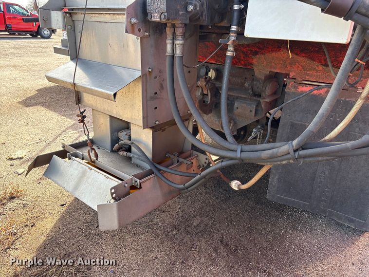 image for item NK9039 2009 Sterling L7500 Series dump truck