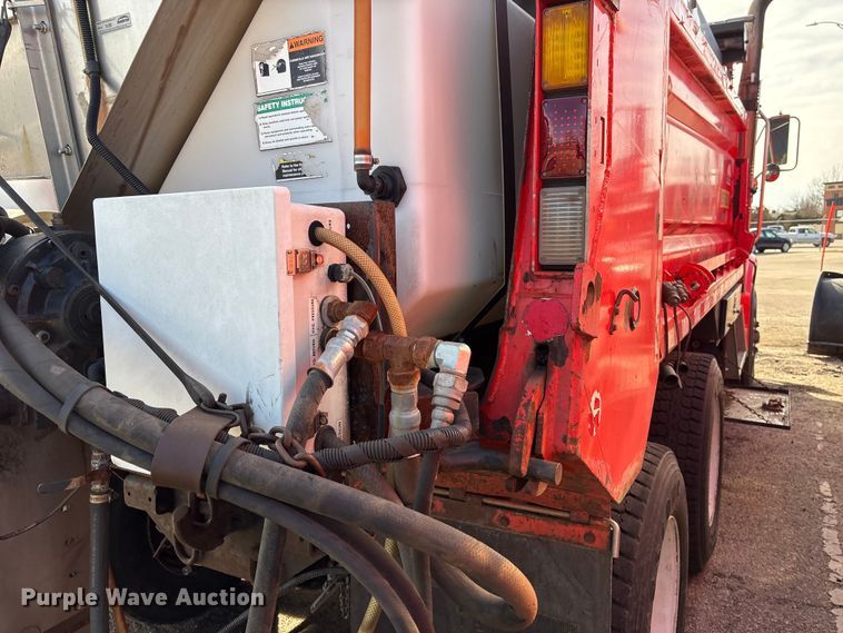 image for item NK9039 2009 Sterling L7500 Series dump truck