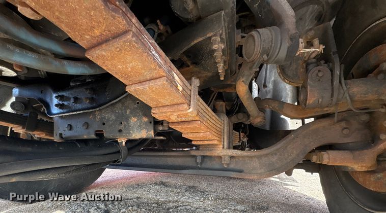 image for item NK9039 2009 Sterling L7500 Series dump truck