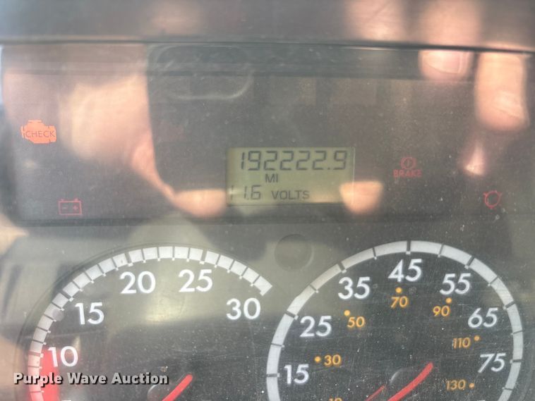 image for item NK9039 2009 Sterling L7500 Series dump truck