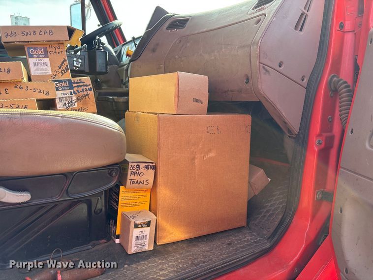 image for item NK9039 2009 Sterling L7500 Series dump truck