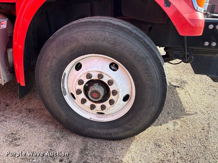 image for item NK9039 2009 Sterling L7500 Series dump truck