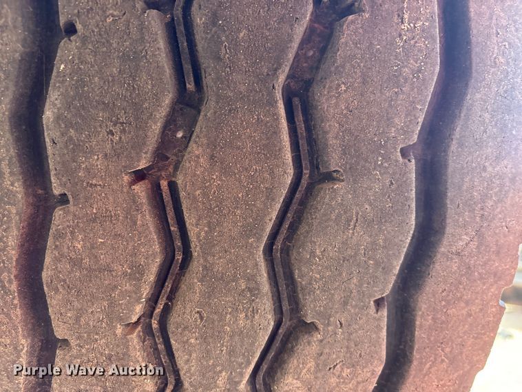 image for item NK9039 2009 Sterling L7500 Series dump truck