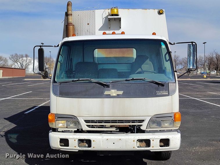 image for item DP4923 2005 Chevrolet W5500 utility / service truck