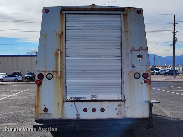 image for item DP4923 2005 Chevrolet W5500 utility / service truck