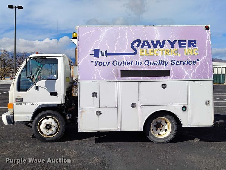 image for item DP4923 2005 Chevrolet W5500 utility / service truck