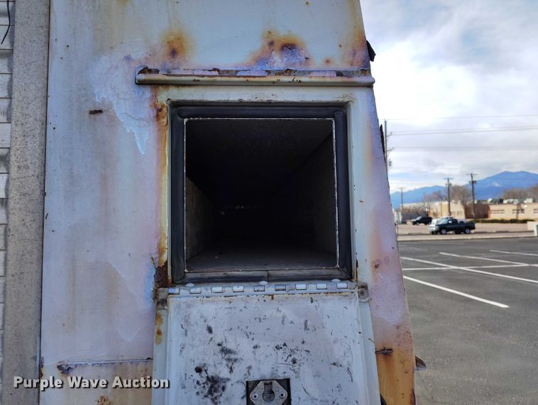 image for item DP4923 2005 Chevrolet W5500 utility / service truck