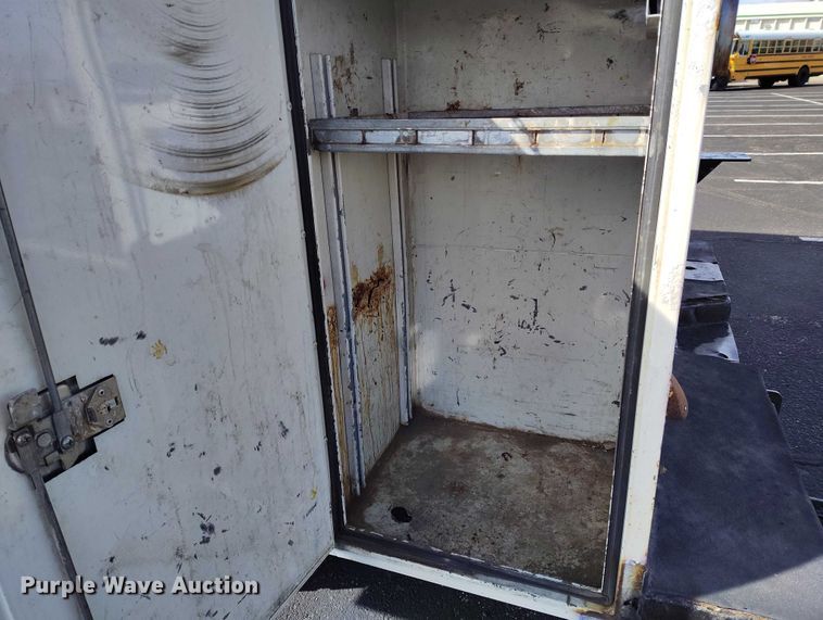 image for item DP4923 2005 Chevrolet W5500 utility / service truck