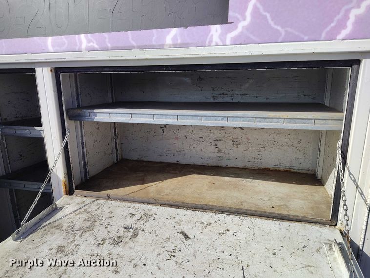 image for item DP4923 2005 Chevrolet W5500 utility / service truck