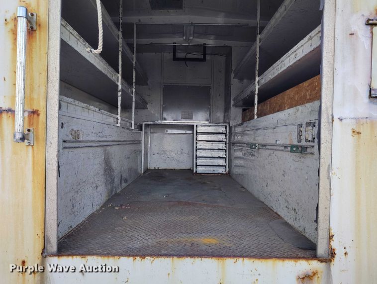 image for item DP4923 2005 Chevrolet W5500 utility / service truck