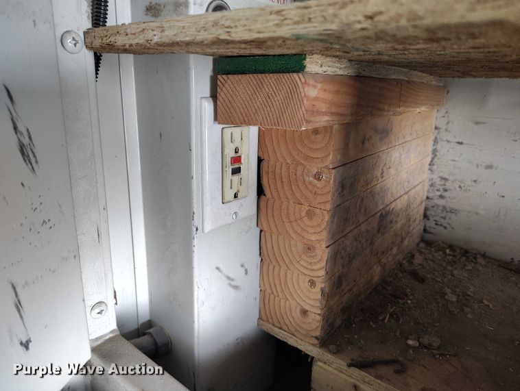 image for item DP4923 2005 Chevrolet W5500 utility / service truck