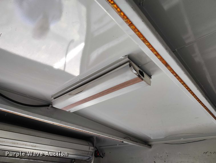 image for item DP4923 2005 Chevrolet W5500 utility / service truck