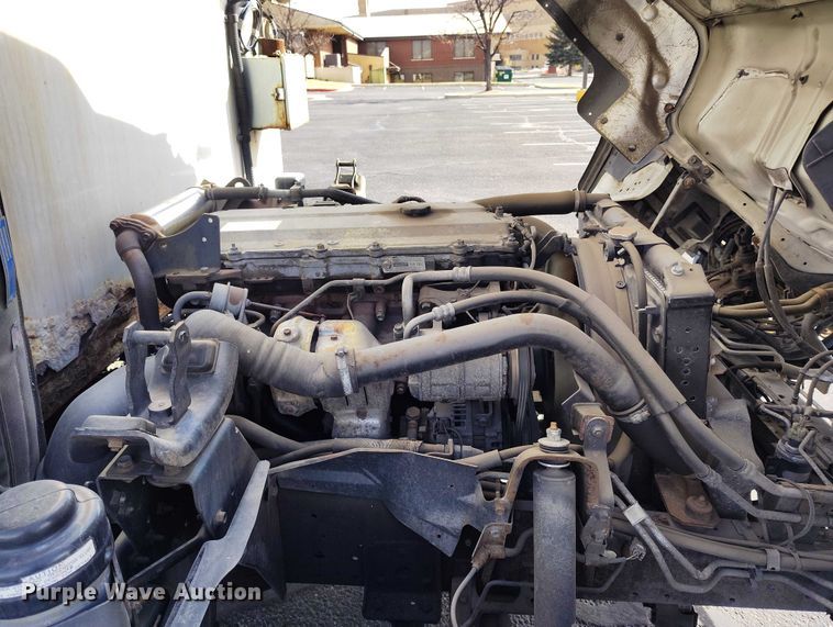 image for item DP4923 2005 Chevrolet W5500 utility / service truck