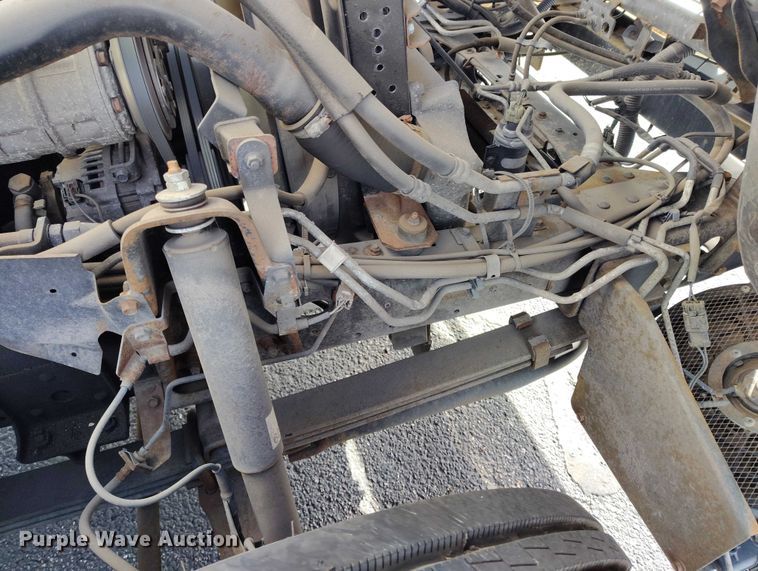 image for item DP4923 2005 Chevrolet W5500 utility / service truck