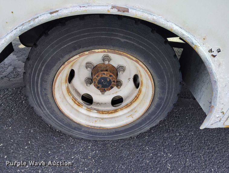 image for item DP4923 2005 Chevrolet W5500 utility / service truck