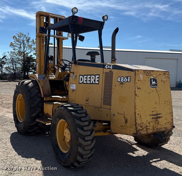 image for item DQ4256 John Deere 486E forklift